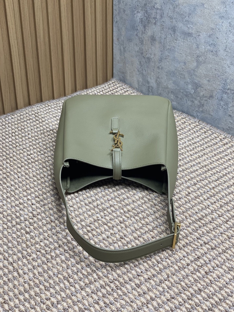 Y51 hobo bags